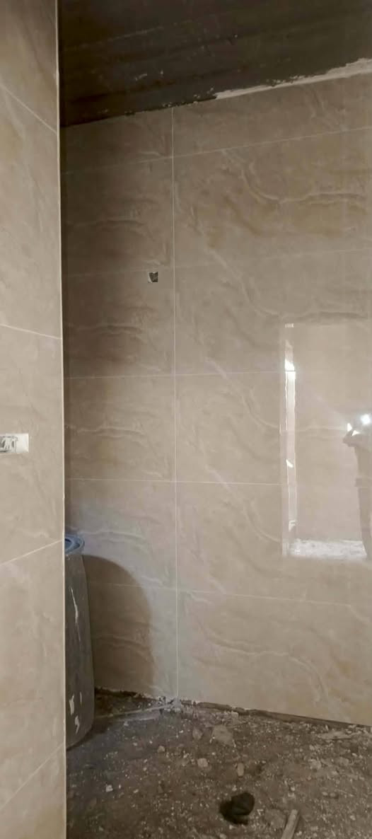 خلفه سيراميك متفرغ حاليا لتواصل واتساب ***********
