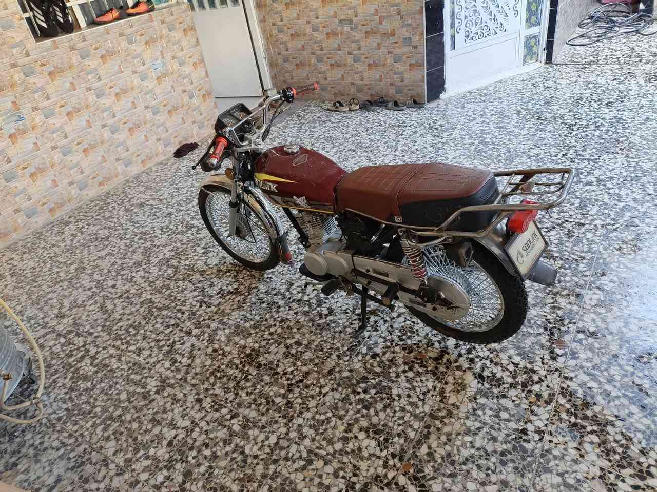 سلام عليكم دراجه ايراني 4 كير تايكر موديل 2024 اوراق كاملة الدراجه مابيها اي نقص وخير من الله السعر 550 وبيها مجال قليل العنوان بغداد حي النصر ***********
