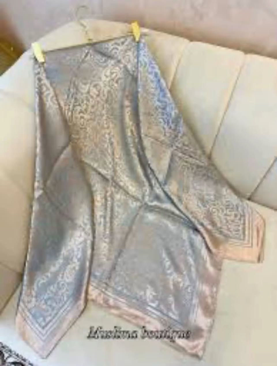 عروض العيد 💥💥🛍️
ربطة الستن 
قياس 120
بسعر 4000


**إذا كنت صاحب هذا الإعلان وتريد حذفه لأي سبب، رجاءا أرسل رسالة إلى الدعم الفني**