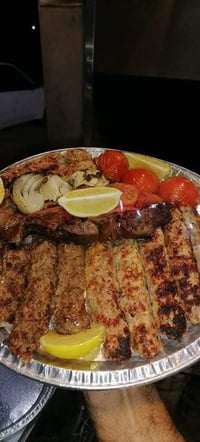 صينية كباب مشكل ام ١٠الف  راقيه وتحتوي ١٥ شيش مشكل  مع مقبلات  للحجز 0...