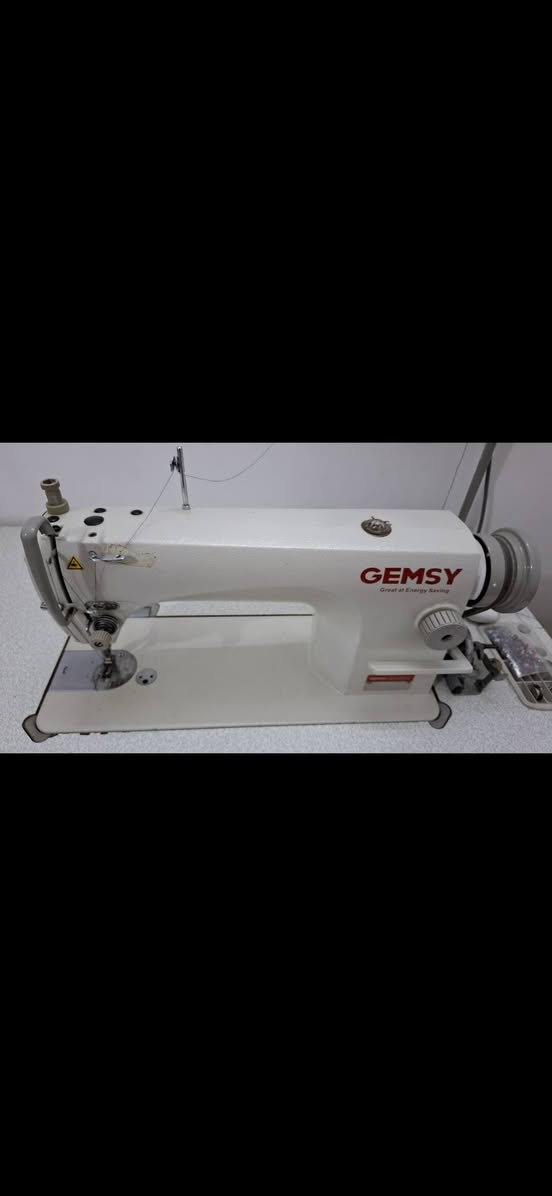 السلام عليكم للبيع مكينة خياطة نوع جيمسي اصلي المكان الكاظمية السعر ٢٢٥


**إذا كنت صاحب هذا الإعلان وتريد حذفه لأي سبب، رجاءا أرسل رسالة إلى الدعم الفني**