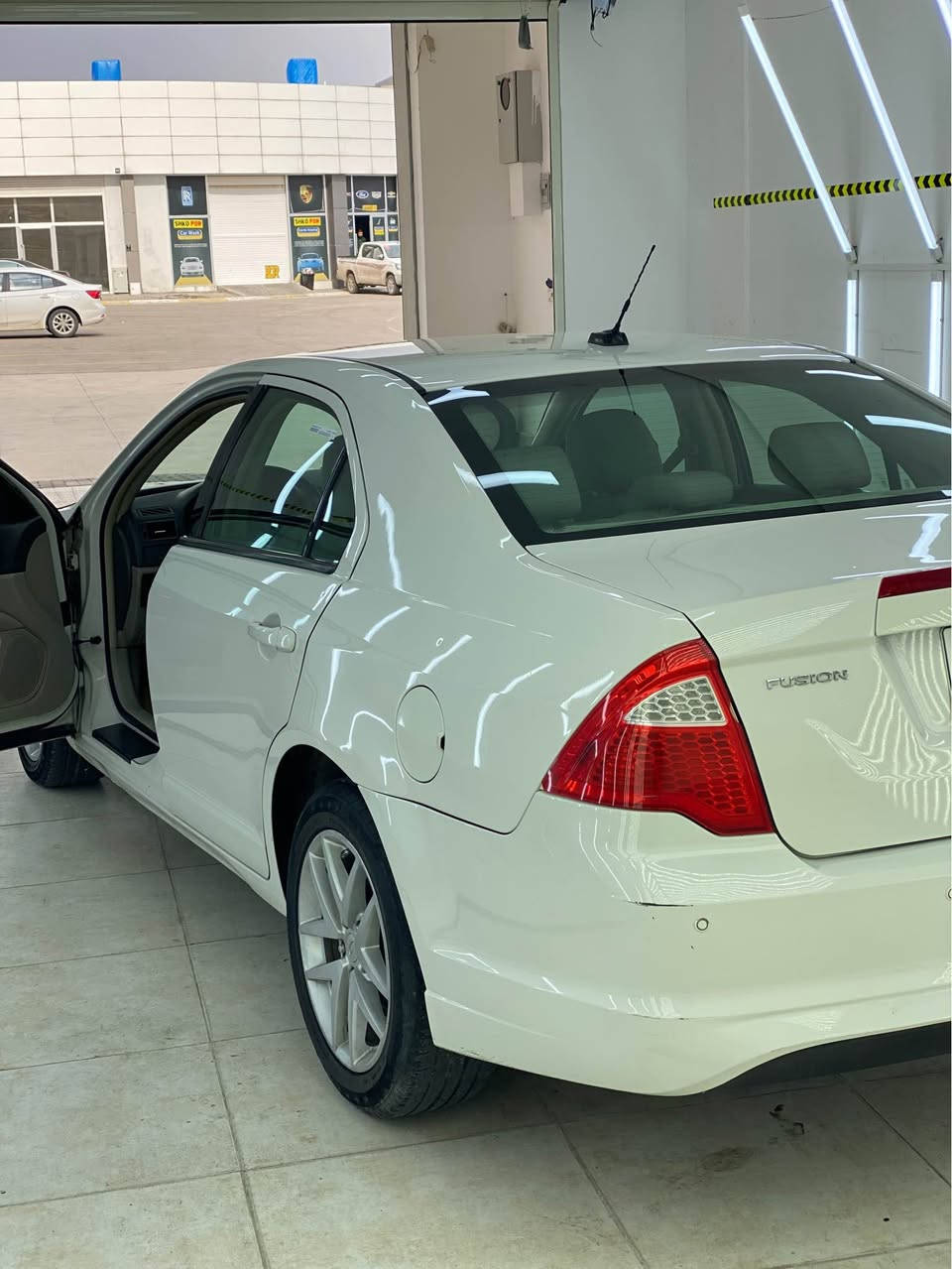 ﷽

فیوژن 
٢٠١١
سفری نیڤا
مەجموعه سوکان هایدرۆلیک
ناو زەردە ٧ رەنگە
گێرو مەکینە بە شەرت
دوو پارچە و پەلەیەک بۆیاخە بێ ناوگرتن و ئێرباگ
سەنەوی بەسەر چوو 
پێشو دوای تازە داگیراوە
***********
لە سلێمانیە بۆ سعر تاقیکردنەوە نامە و تێل مەکە 
فایبەر -  واتسئاپ السليمانية, العراق
