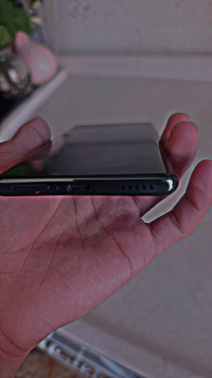السلام عليكم ورحمه الله وبركاته
هونر X9a 5G
الذكرى 256
الرام 12
الجهاز ما مفتوح 
بس الشاشة اسم من جوة مرفوعة مثل ما موضح بل صورة 
ما ماثر على كلسي 
السعر 155وبي مجال بسيط
للاستفسار ***********
متوجظ فيس
