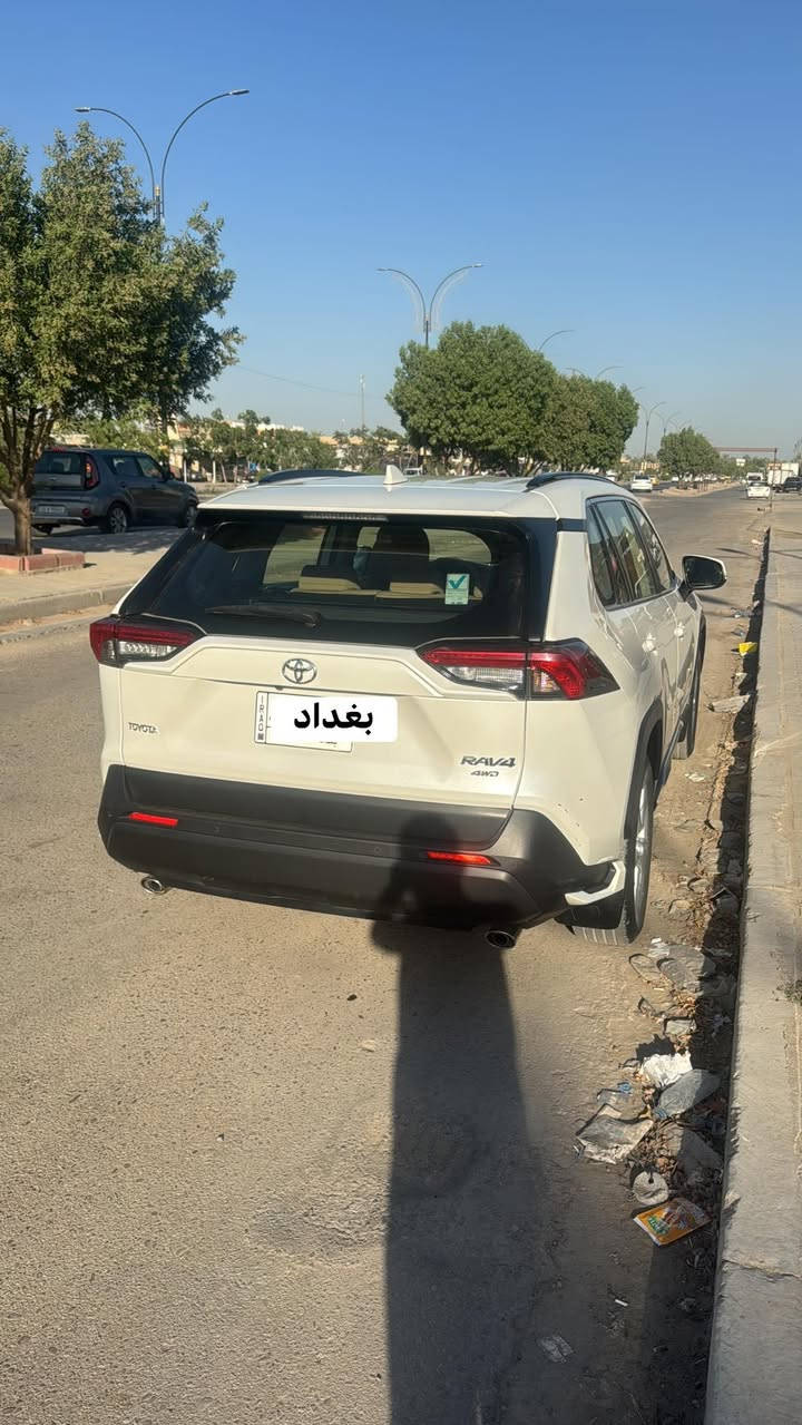 تويوتا راف فور موديل خليجه بنزين 2021
فول خليجه مكفوله شركة البعاج ماشيه 66 الف 

السعر المطلوب 240 $

مكان السياره حله 

مكلف بالنشر 

***********
