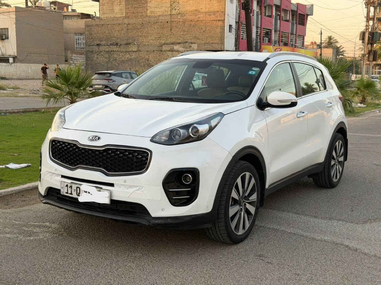 السلام عليكم كيا سبورتج موديل 2017 خليجي معروضه 163 وبيه مجال بسيط رقم بغداد دولي باسمي تحويل مباشر  مكينه 2000 دوش غير مفتوحه كير كذالك غير مفتوح سبير منازل  تبريد ثلج صدر امامي خلفي جديد تخم تاير جديد  سياره جاهزه كل نقص مابيه مواصفات سياره بصمة تشغيل + بصمات ابواب نظام ترحيب كشنات جلد + كراسي الاماميه كهرباء   داخل حمصي مري شفط + اشاير بلمري حساسات امامي + حساسات خلفيه فول تحكمات ستيرن سايد بريك بصمه نضام قياده ذاتي وبعد بيه هواي مواصفات ((((( سياره مكفوله من الصبغ والتبديل والفتح حتى دعاميات بدون صبغ ماعدى بارد 3 أماكن ))))) مكان سياره بغداد الاستفسار. *********** خاص  مغلق شراي يتصل يالله
