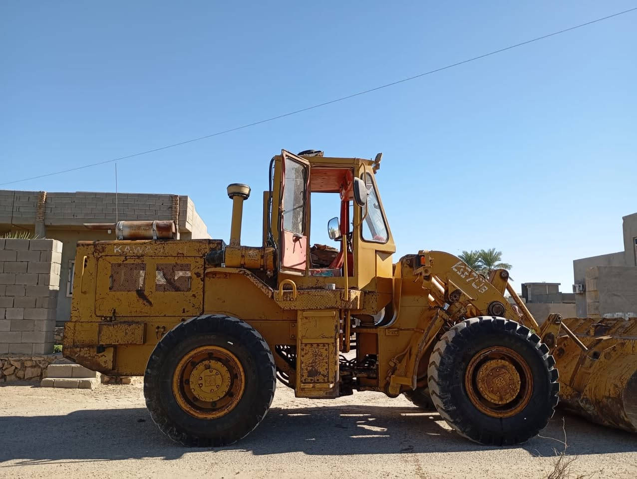 سلام عليكم شفل كاوسكي حجم 70 B رقم انكليزي بسمي تخم تاير سبعين  صبغ بلادي سعره 255 رقم *********** 
مكان رمادي
