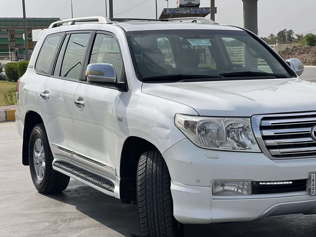 السلام عليكم
لاندكروز ستينية 2011  مكفولة السيارة فول مواصفات بصمة . فتحة .كشن  كهرباء .كشنات جلد بقلاوه اصلي .تبريد بيانو .3 قطع تبريد .جام اوتو 4 .مكينه 6سلندر . يدات نيكل .مري نيكل .تحكم ستيرن مثبت سرعه كروز سرعه وبعد بيها هواي مواصفات  السعر ٣١
 للاستفسار اكثر الاتصال على الرقم  ***********
