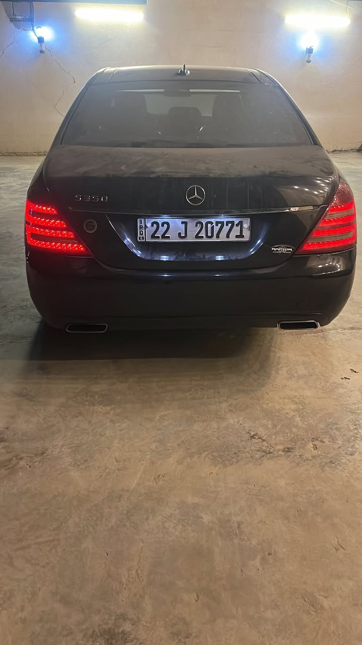 2011 للبيع باب طويل بيه الجاملغ الخلفي صبغ السيارة جديده وحلوه حيل 
السعر ٢١٠ وبيه مجال
***********
