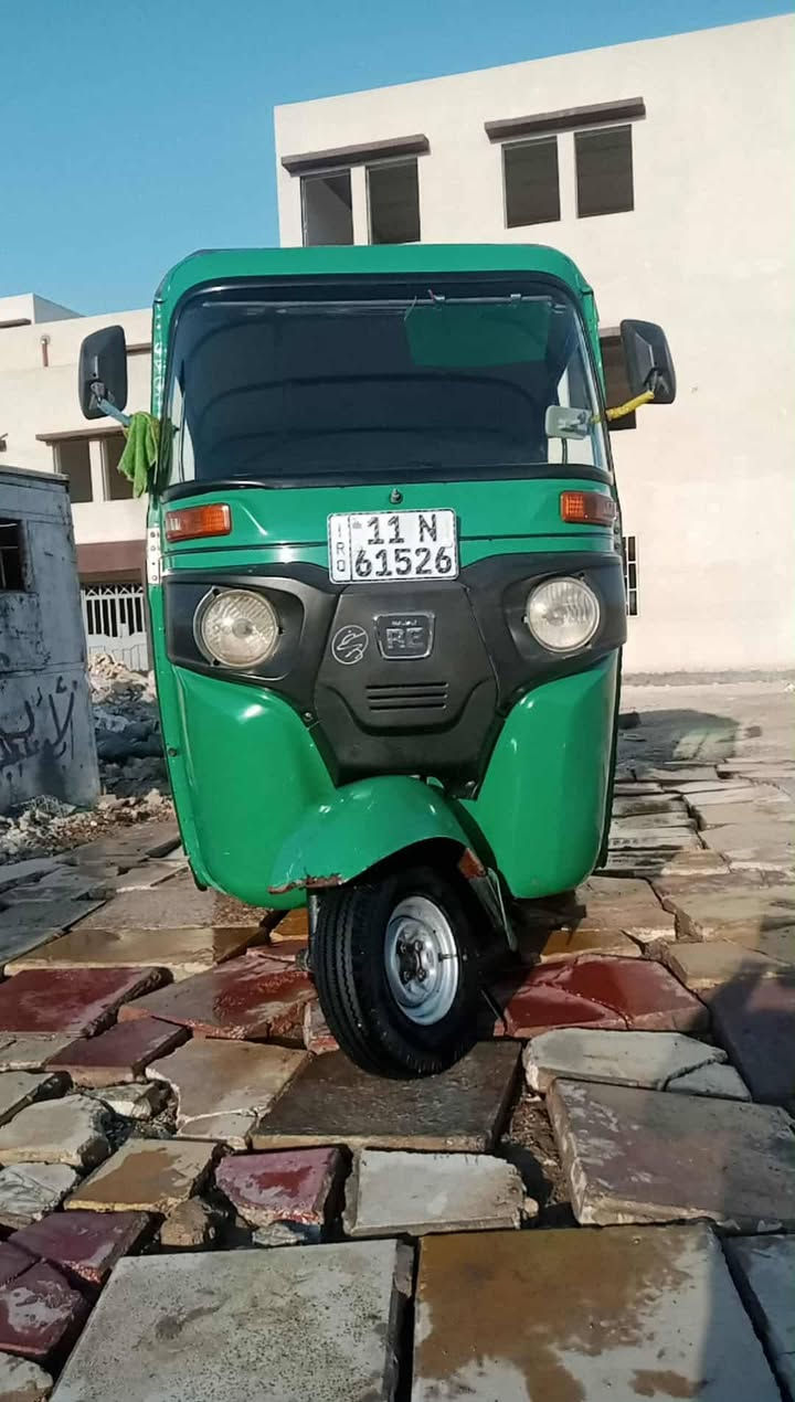 تكتك للبيع موديل 22
مكينه مجفته السعر خاص العنوان بغداد ابو غريب ***********
