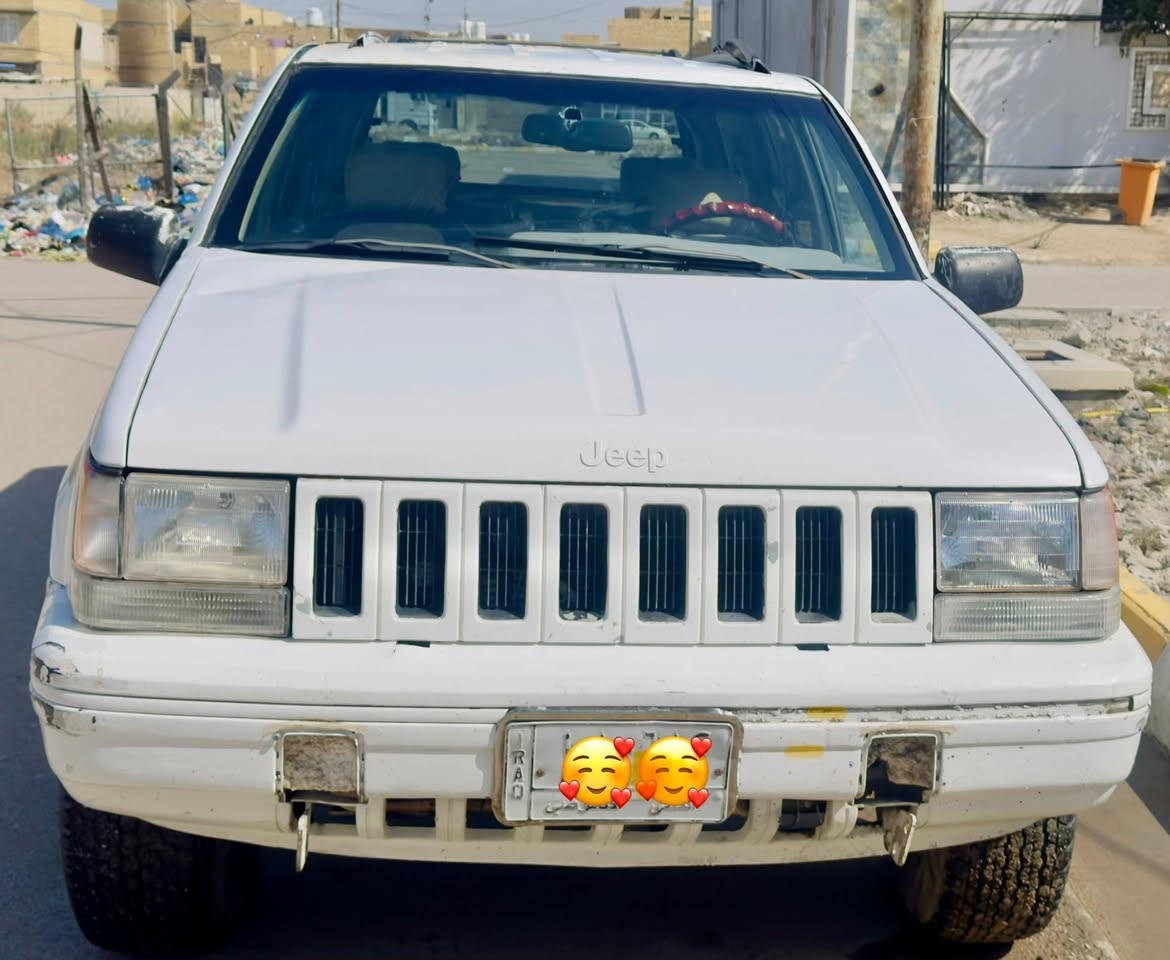 جيب شروكي موديل 1993 رقم مثنئ الماني مداور ثاني يوم
كير ومكينه فيفتي جدد مكفولات
حداديه جديده 
تبريد يشتغل ثلج
كهربائيات كلها تشتغل من الطول للطول
طخم تاير ويل كب
شاشه + كأمره 
دواخل نضيفه كلش
ترايك وين ماتريد 
مكان السياره الناصريه المركز 
السعر 41 وبيه مجال 
للاستفسار ***********
