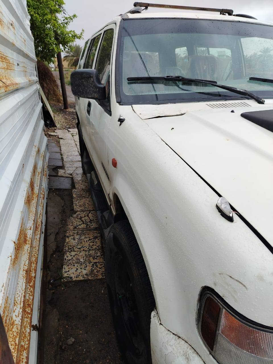 سلام عليكم ازوزة تروبير للبيع او المراوس حسب القناعة 
موديل 2000 مكينة وكير بلاد 6 سلندر جدد
دفع رباعي صدر جديد داخلها نظيف
كهربائيات كلها تشتغل تدفئة شغالة رقم سليمانية
تحويل مباشر  مكاني اليوسفية السعر 68 و بيها مجال للستفسار ***********
