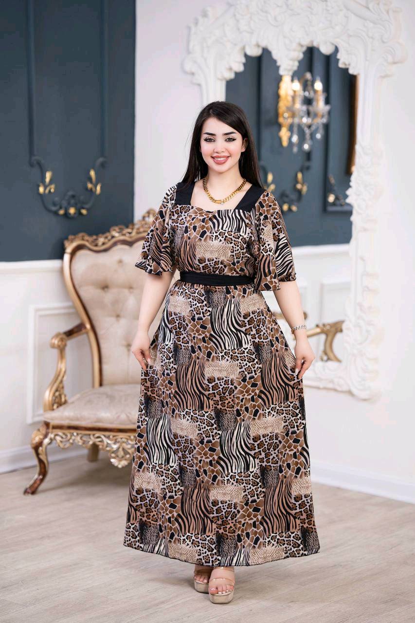 أناقة البيت في "دشداشة الكريشة" 🌸
خامة باردة ومريحة، قياس (Free Size) حتى 85 كيلو.
الجودة مضمونة وشرط الفحص عند الاستلام
#ملابس 
#ازياء_نسائية