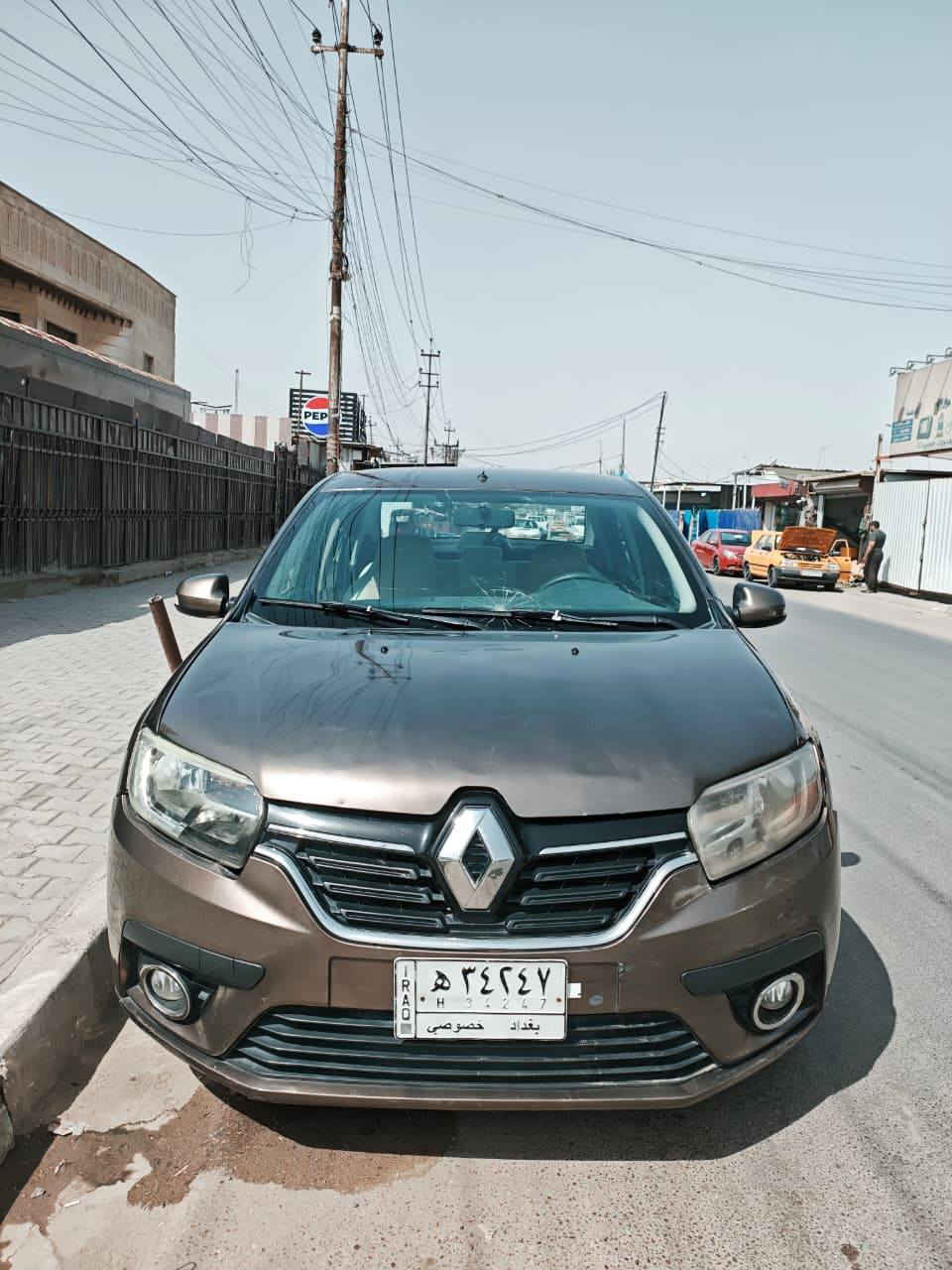 مرخصة الادمن المحترم رينو سيمبل موديل 20 بيه بس الجاملغ الامامي بارد بدون صبغ مكفولة من الصبغ بسمي رقم بغداد مكان بغداد سعر 85 واتساب ***********
