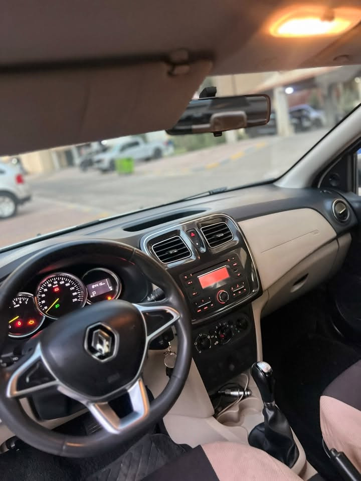 رينو سيمبول ٢٠٢٠ خليجي شركة سردار
سيارة بدون صبخ بدون بارد بدون حالوب
حتا دعاميات بدون صبخ
ماشية ٨٤ كم هقيقي سيارة تسجيل اول مرة
سيارة بسمي سيارة شرط تحويل غرامة 
سعر ٨٩وةرقة بي مجال
مكان سليمانية
***********
***********
سليمانية
