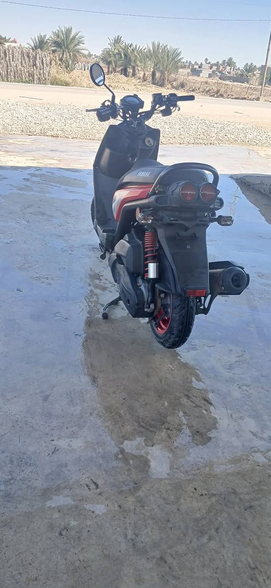 سلام عليكم دراجه سكنس جبلي رمبه بلالديه مامفتوح بيها برغي تجي تكلب وتقتنع وين ماتريد وديها يفحصوها دراجه بالجيس جديده سعر مليون ونص وبيه مجال قليل كلش استفسار ***********
