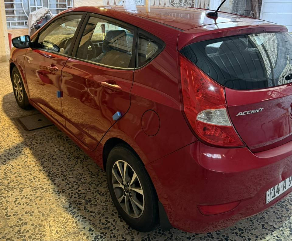 اكسنت مديل 2017 رقم بصره جديد تحويل مكينه وكير 1600 المرغوب وكير 6 نمر كفاله حداديه عامة جديده تخم تاير جديد كهربائيات وتبريد كفاله شاد شاشه وكامره دواخل جديده سياره كلش جديده واحلى من الصور كفالة عامة من الضربه و الصبغ و التبديل فقط (مكانين بارد خفيف ) سياره جاهزه وجديده العنوان بصره السعر 97 هـ***********

