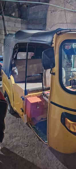 سلام عليكم تكتك بياجو للبيع مديل 19رقم وسنويه محرك تحوير تي في اس جديد مامفتوح سعر 4مليون وربع *********** شط العرب تنومه البصرة
