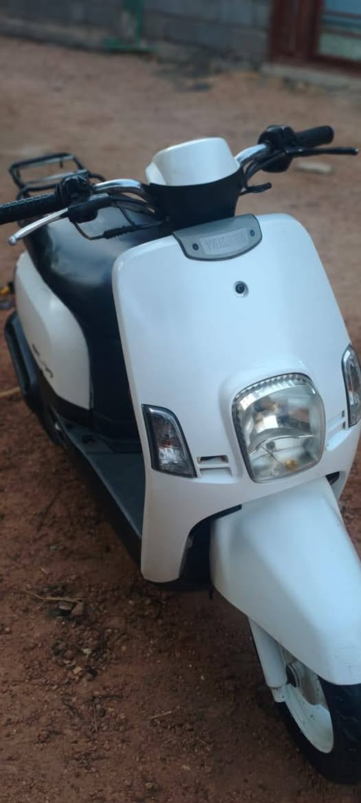 سلام عليكم متاح دراجه بوليس كابريتر للبيع دراجه ما مفتوحه دراجه قبل 5 شهر طلعه من المعرض سلف هندر كلشي شغال بس الطوافه مال البانزين ما تشتغل كابريتر بلادي كفرات بلادي دراجه صوته ناعم كلش هاي الدراجه كدامكم السعر (750) رقم المبايل *********** بي واتساب مكان كربلاء البوبيات  حي الله الشراي
