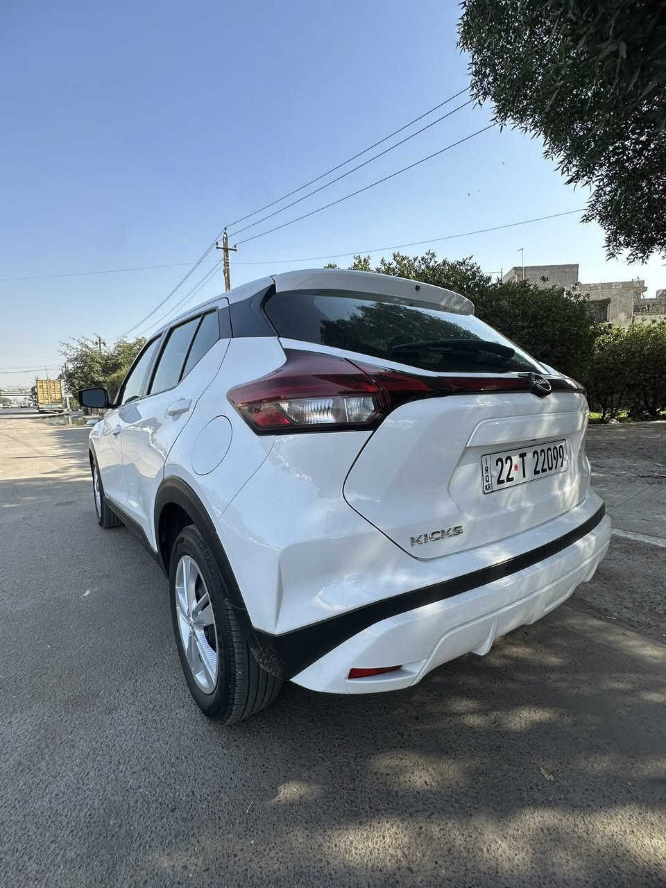 السلام عليكم للبيع نيسان كيكس موديل 2024 رقمها شمال شرط تحويل او تريد وكاله ثاني يوم بيها قطعتين صبغ باب السياق ونص باب الجنطه السياره بل واقع احلى من الصور مكفوله شواصي ولغود كير ومكينه جديدات ترايها ناعم  ماشيه 15 الف عنوانها البياع الرافدين 
الرقم 
***********
