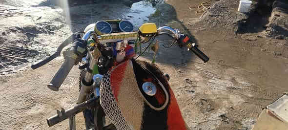 السلام عليكم ستوته للبيع
مكلف بلنشر مكلف بلنشر مكلف بلنشر.. لا تراسل فقط اتصل 
 مديل 2016 
مكينه 2022 
ستوته حلوة ونضيفه 
مال شغل ستوته ما ناقصهة شي اتصل ونتفاهم علا كلشي مكاني بابل حصوة الاسكندريه سعرهة 900 وبيهة مجال 
رقم راعيهة *********** رجائا لا تراسل فقط اتصل
