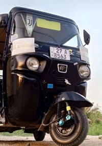 تكتك البيع بسعر 5 وبيهه مجال لي يحب توصل عله هذه رقم العنوان بغداد طلب...