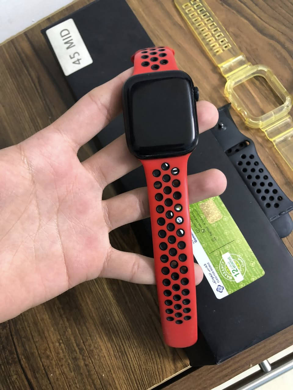 ابل واتش 7نايك حجم45 بطاريه86 وياها 3سيوره وملحقاته كامله سعر240وبيه مجال مكان بغداد مو شراي لاتعبني رجائا توصيل ماعندي رقمي واتس***********
