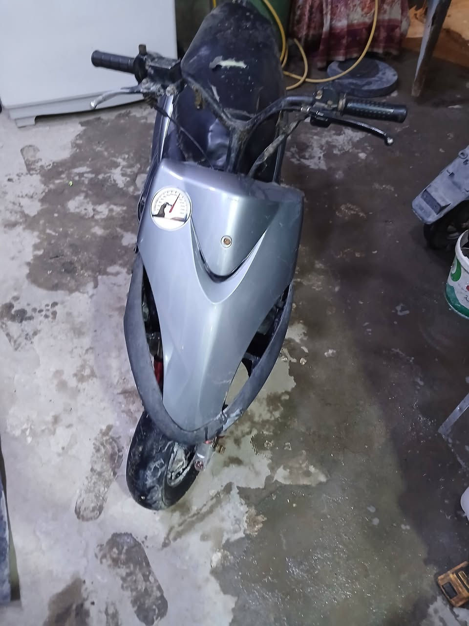 سلام عليكم دراجه ماكس عدلة دراجه كاطعه ولف مكينه ناعمه 300وبيه مجال كوم حديد مكان بصرة ***********
