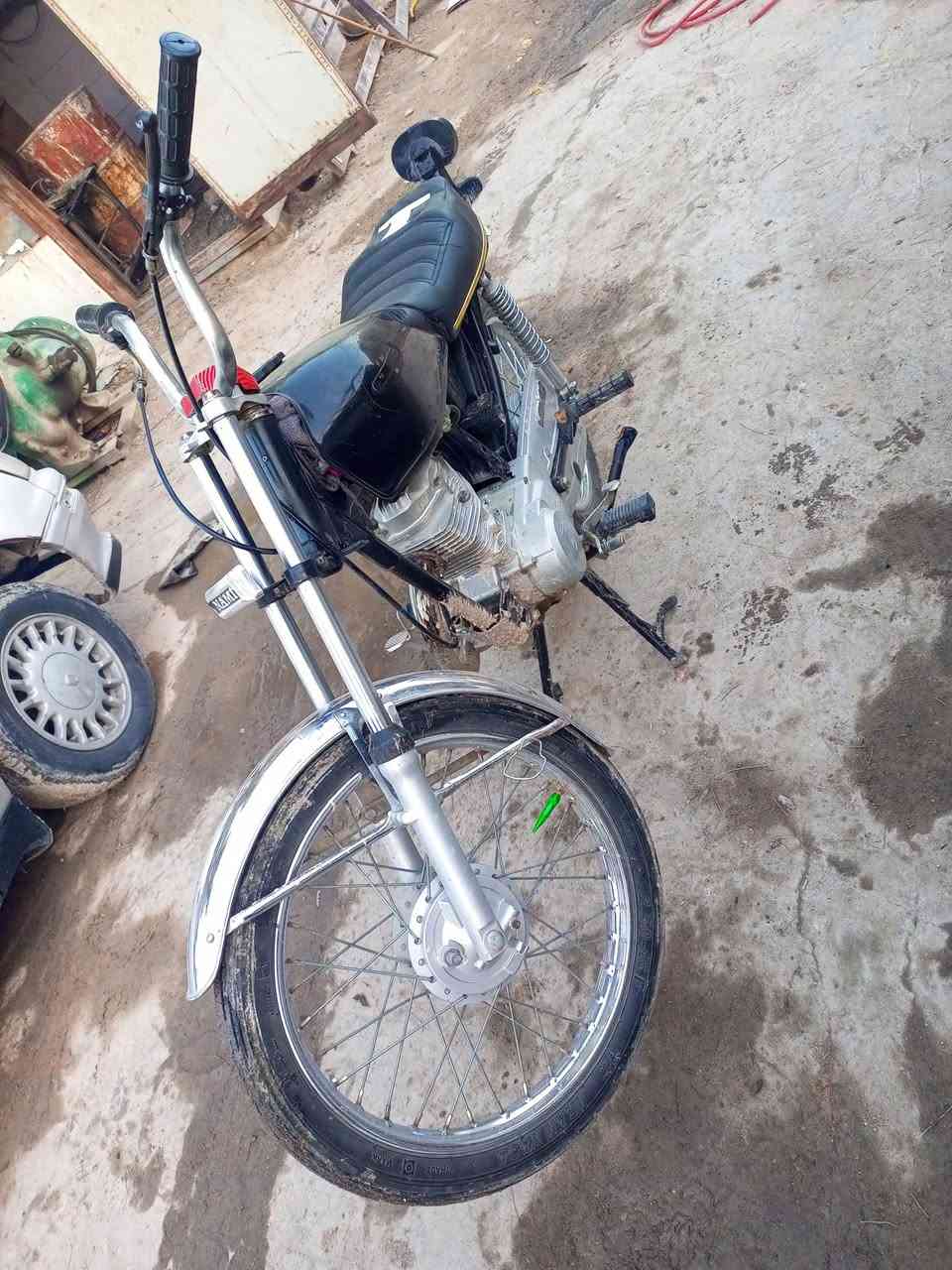 سلام عليكم اربعه كير للبيع فقط كلك مكفوله من السرقه جاهزه الدراجه ربع متذب عليهه مكينه مفتوحه مره وحده سعر 400 وبيها مجال حك الجيه خاص مفتوح وهذا رقمي ***********
