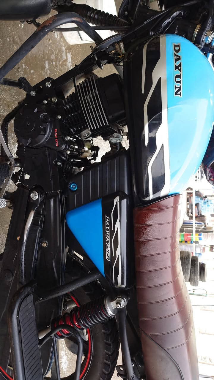 السلام عليكم  دايوان ٢٠٢٤ النضافه ٩٠٪ الدراجه على أيدي تشغيل عن بعد ونظام حمايه اخذتها زيرو يعني اني اول مالك الها الرقم بغداد المكان السيديه حي الإعلام السعر 2550 وبيها مجال بسيط الرقم ***********
