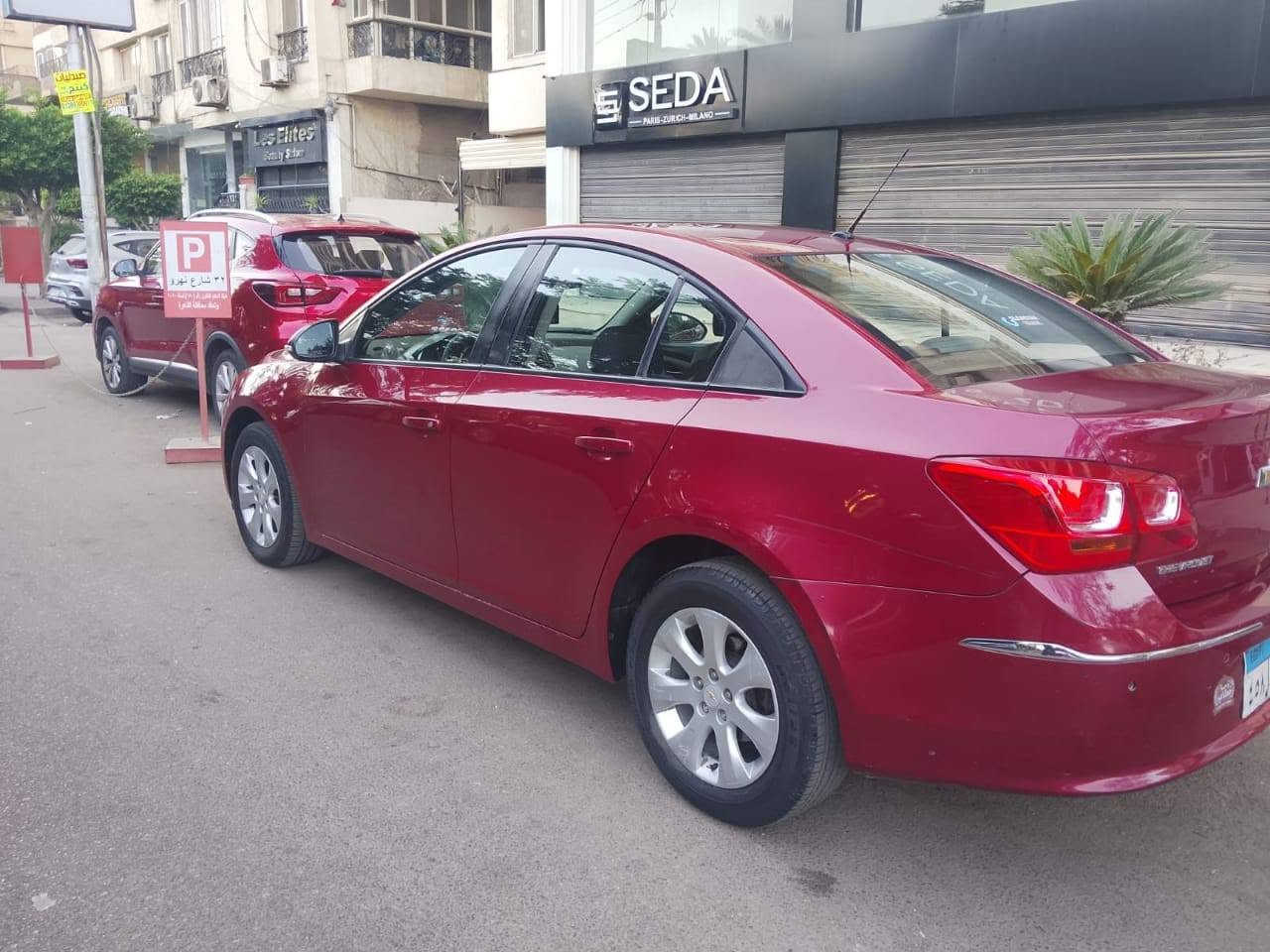 فشيفروليه كروز موديل ٢٠١٦ فابريكة بالكامل من الداخل والخارج بدون نقطه بوهيه عداد ١٦١ الف كيلو صيانات منتظمه بالكامل في مواعيدها في التوكيل بالفواتير لآخر صيانه كاتولوجات ومفتاح اسبير العربيه اعلي فئة خالص اتوماتيك رخصه سنتين مرور مصر الجديده العربيه بدون خرابيش ولا دق على البارد ولاحكات نهائي العربيه بيتي واستخدام شخصي وراقي وحاله محترمه جدا والمعاينة والفحص خير دليل ومتاح الفحص والكشف في اي مكان للتواصل ٠١٠١٨٠٢٩٠٤٥


**إذا كنت صاحب هذا الإعلان وتريد حذفه لأي سبب، رجاءا أرسل رسالة إلى الدعم الفني**