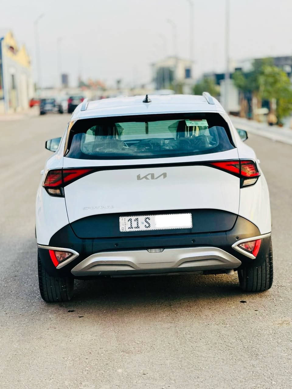 السلام عليكم كيا سبورتج 2023 خليجي
رقم بغداد الدولي  
 مكفوله كفاله عامه من بارد وفتح وشخط 
 ضمان شركة الدوليه بعده بل ضمان
محرك ٢٠٠٠دوش
ماشيه ٥٠ الف حقيقي 
حساسات امامي
حساسات خلفي
لايت زينون + LED
كشافات 
بك لايت LED 
مفتاح التشغيل بصمة
ابواب بصمه 
تشغيل عن بعد 
دشبول شاشة 
شاشة Apple Car play
كـامـيـرا خـلـفـيـة دوارة.
مثبت السرعة Cruise
المودات والأوامر الصوتية
أوضاع القيادة  Drive Mode
فحص أنظمة السيارة 
حساسات ضغط اطارات  
شفتات مقود
نظام ترحيب  
قطعتين تبريد
هاند بريك بصمة 
نظام مانع الانزلاق
نظام نزول المنحدرات
اشارة في المرايا الجانبية
مخرج منفذ الطاقة
السيارة جديده بحالت الزيرو 
السعر 219 وبيها مجال قليل 
الاستفسار ***********
مكان السياره بغداد

