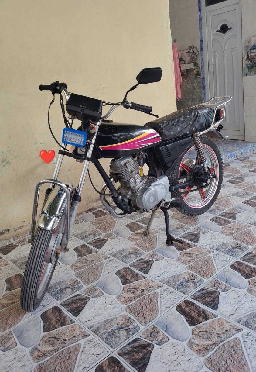 السلام عليكم
دراجة ايراني 2019 أوراق كامله، للبيع السعر 280 وبيها مجال المكان ديالى شهربان ***********
