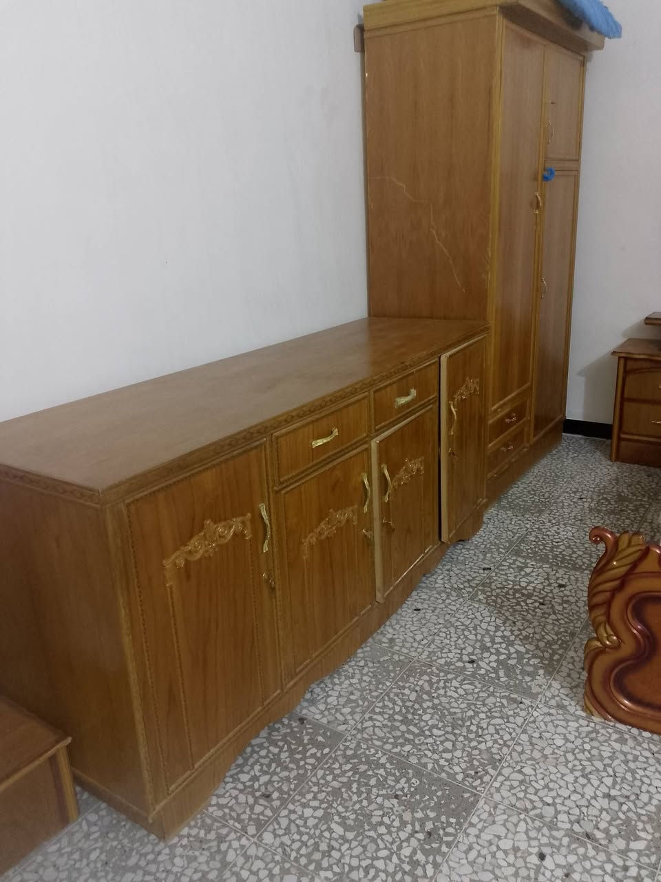 السلام عليكم عندي غرفة نوم مع بوفية للبيع ملاحظة 
الاثاث نظيف جدا وسعرها مناسب مكاني بغداد


**إذا كنت صاحب هذا الإعلان وتريد حذفه لأي سبب، رجاءا أرسل رسالة إلى الدعم الفني**