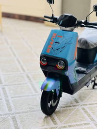 ماطور HVS • تايرات جداد • موصل أيمن