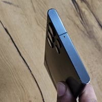 جالاكسي S22 الترا • ٢٥٦ جيجا • شخطين بالشاشة