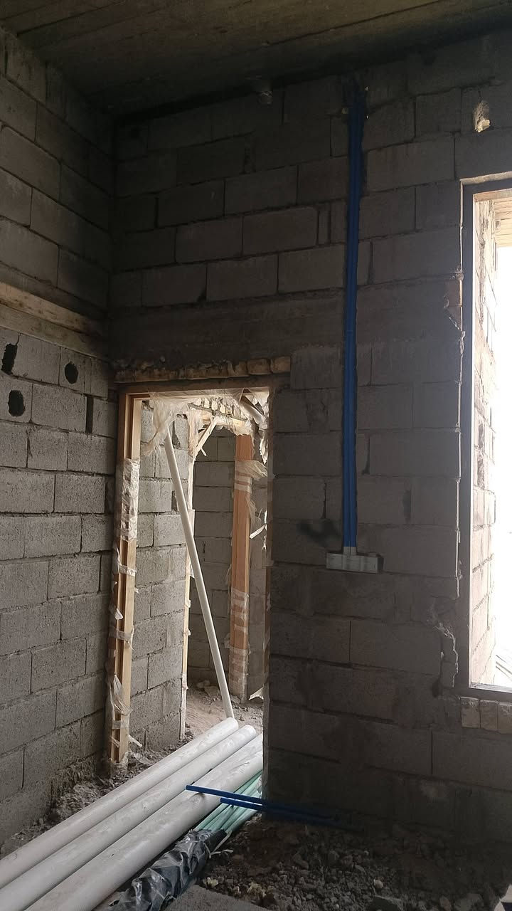السلام عليكم تم كمال البيت في الزبير حفر تثبيت نزالات واسعار مناسبه***********
