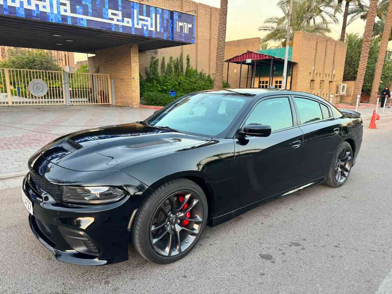 سلام عليكم
عندي جارجر 2023 LASTCALL الاصدار الاخير
فول مواصفات عدا الفتحة والرادار الامامي
ماشية 27 الف 
محرك 3600
حادثهة مرفق بالصور 
صبغ بنيد فقط من الحادث وجاملغ خلفي ايمن من امريكا 
المواصفات
كشنات حظن جلد تدفئة تبريد خزن ميموري
دشبول تطريز
شاشة جبيرة 
داخل كاربون فايبر بلادي من امريكا
دركة SRT
شفتات ستيرن
ويل SRT بلادي من امريكا
فجوج BREMBO 6 بستم بلادي 
دبلاب SRT اصفر بلادي
رادار جانبي
حساس خلفي
لايتات زينون
السيارة فول ما عدا الفتحة و جاهزة على اخر حباية
بدون اي نقص بأسمي تحويل ثاني يوم
السعر
23,000$ وبيهة مجال للطيبين
مكان السيارة 
بغداد شارع فلسطين 
***********
