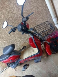 دراجه شحن جديده نقص فقط باتريات  سعرها ٢٥٠ وبيه مجال  ‏‪07893955968‬‏