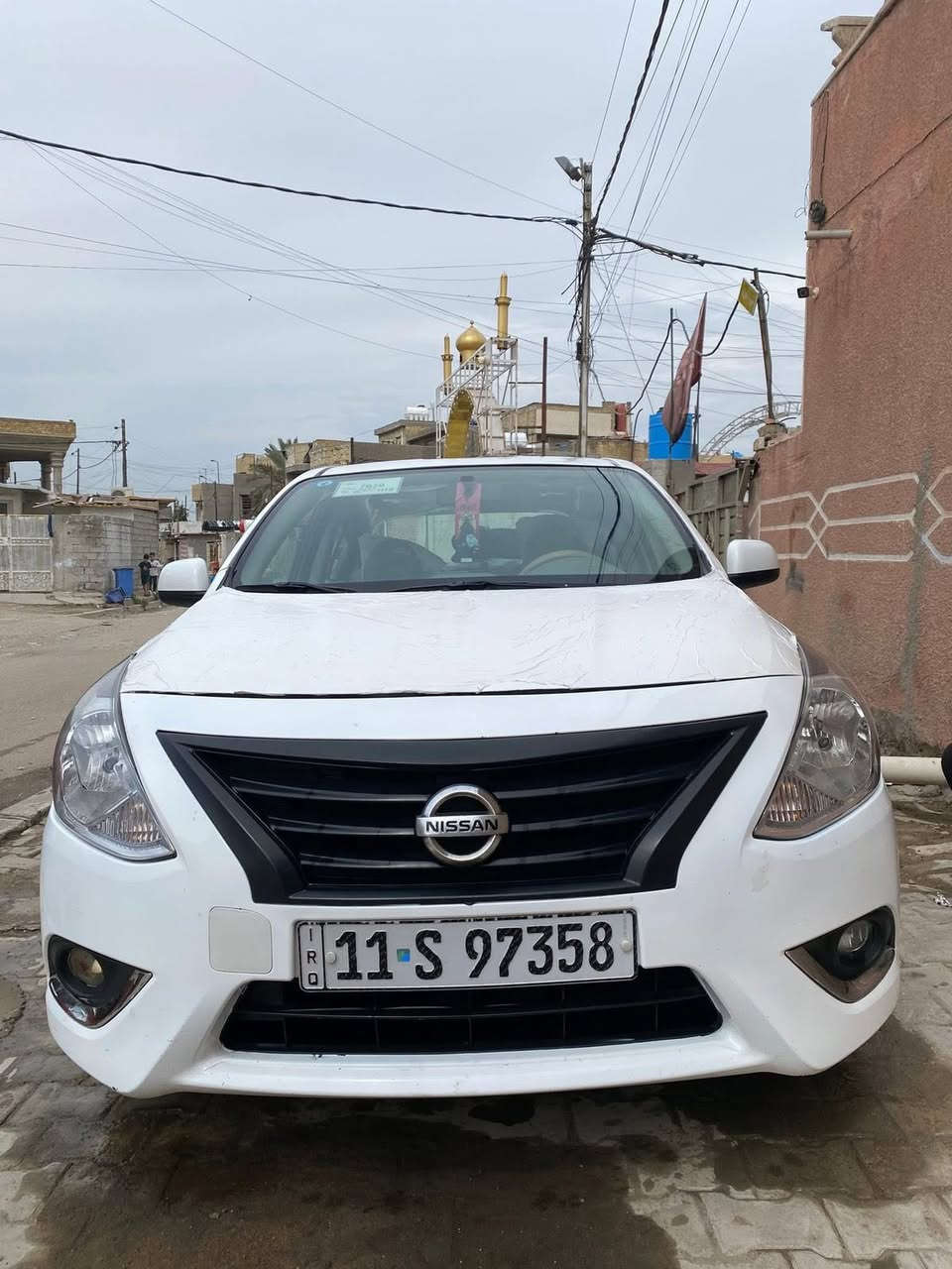 السلام عليكم سياره نيسان سني 2022 بيها ضربه بجاملغ ودعاميه خلفيه مبدله تدفائة وتبريد ومكينه جديده سياره جديده وبسكنه بغداد تحويل نفس اليوم السعر 107 وبيها مجال بسيط. العنوان الكماليه المعوقين  والستفسار  ؏ هذا رقم ***********
