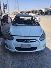 اكسنت • ٢٠١٣ • محروكة
