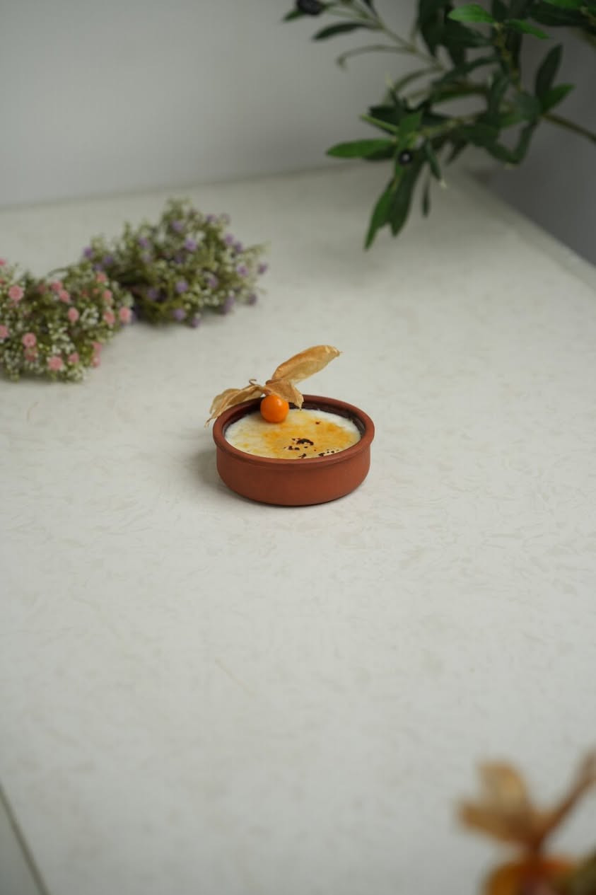 السلام عليكم أنا برستا خبره ٥سنين بشتغل  حار وبارد وحلويات
برونز وسير كيك وسان وكربات وافل***********
