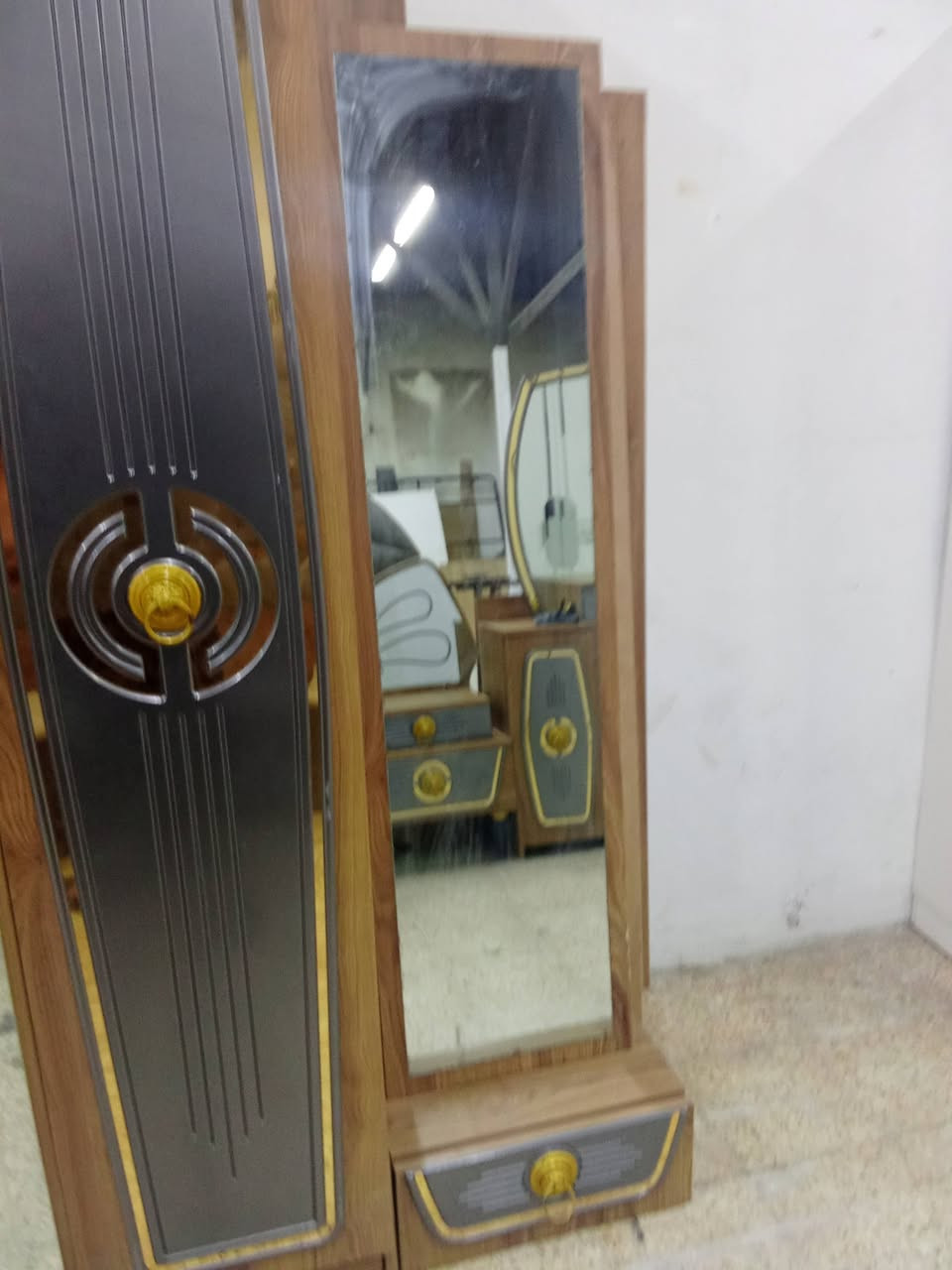 غرفه تركي ماركه 8قطع 

شد ونقل كامل يصلك

السعر 750 

اي استفسار ع رقم او واتساب 

***********
***********

ملاحظة نستقبل الغرف التركي المستعمل او معارضه
