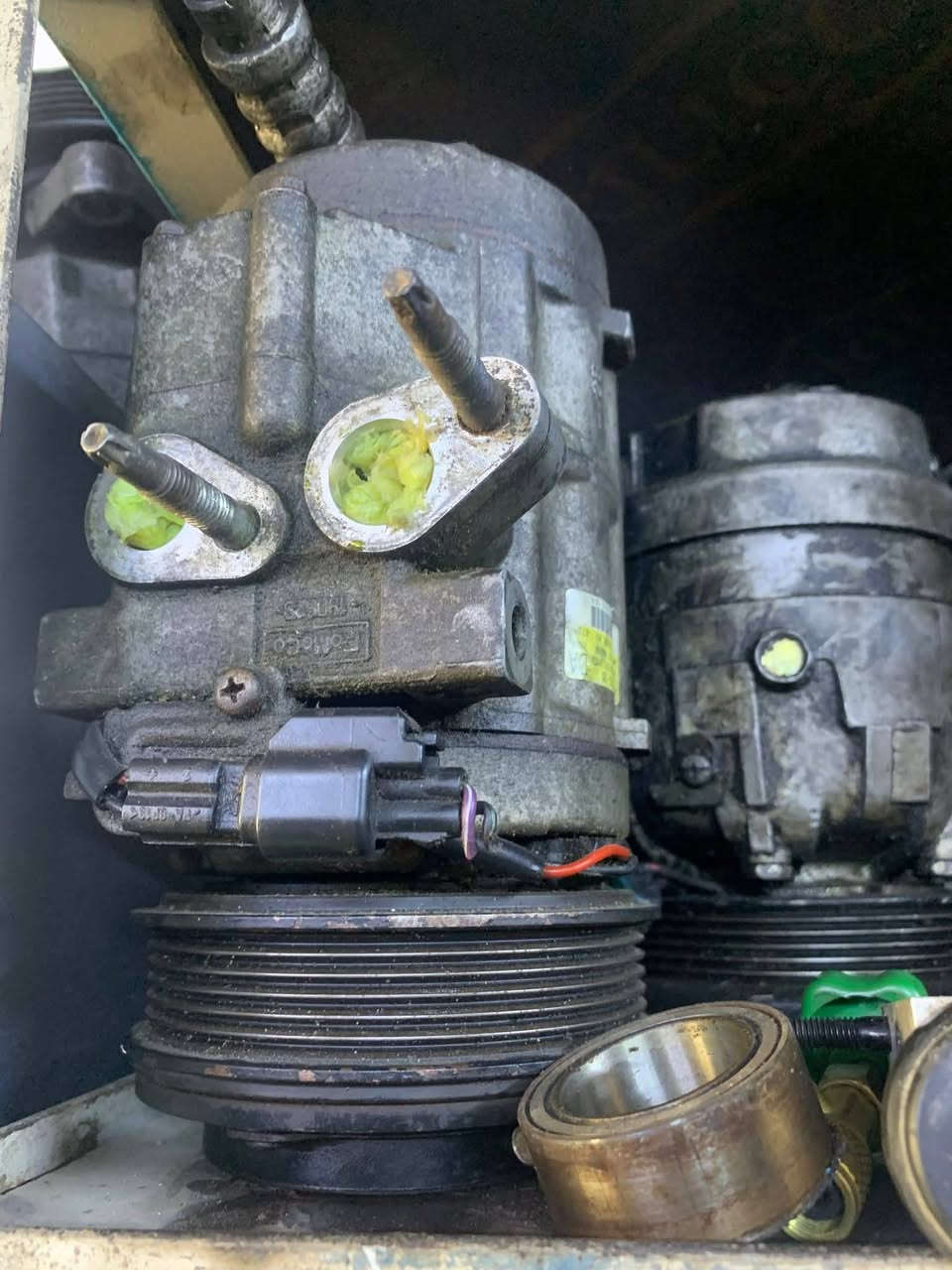 السلام وعليكم متوفر كمبريسرات ياباني 🇯🇵امريكي🇺🇸كوري 🇰🇷 12Vو24فوط شتريد موجود مال حاوية 🚚ضمان شرط الوكم مكاني الكرادة ***********
