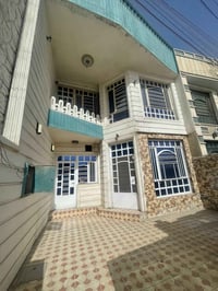 للايجار في السيديه بيت 100 م طابقين نضيف جدا مدخلين  يحتوي ع غرفتين نو...