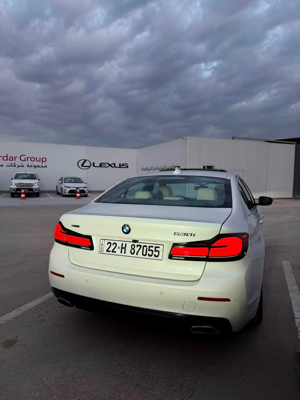 السلام عليكم
Bmw 530i 2022
كلين تايتل ( مكفولة تماماً السيارة ) 
ماشية 54 ميل

للتواصل : ***********
المواصفات
داتا شو 
سستم صوت هارمن كاردن
تدفئة كشنات وستيرن
رادار امامي
تحديد مسار 
سلايد
انارة داخلية محيطية ١٢ لون

سعر : 345
