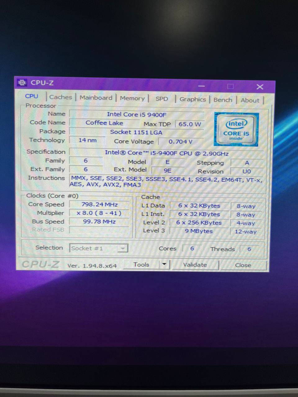 حاسبه مواصفات بالصورة بدون كرت شاشه
وبدون شاشه فقط كيس 
كور اي5 جيل9
رام 8 كيكا 
هارد ٥١٢
السعر ٣٢٥ الف


**إذا كنت صاحب هذا الإعلان وتريد حذفه لأي سبب، رجاءا أرسل رسالة إلى الدعم الفني**