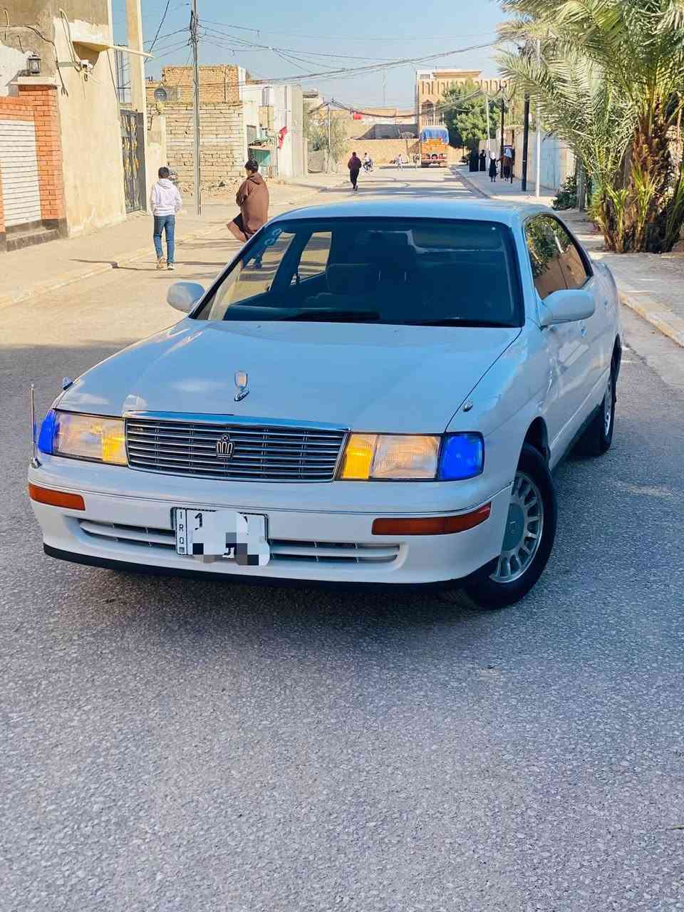 كراون👑 أبيض لؤلؤي  مديل 1992 رقم بغداد دؤلي هزة وسنوية جديدة وبسمي شخصيآ جنايها
مكينة 2500 ديلكو جديدة وگير جديد 
حدادية جديدة من الطول لطول 
سيارة فول مواصفات 1/1 شاشة سستم صوت نقي جام ببسي بلادي الجناي يعرفها بردة خلفية
كشنات بلاد اعلى شركة ماملعوب بيهن تحكم كهرباء 
تبريد قطعتين اعلى شركة فقط غاز وتحمل مسؤليتة 
دشبول وابطاين عسلي كفالة من الشركة + داخل جلد اصلي.
ملاحظة/ سيارة شادلها منظومة غاز البطل الجبير
ملاحظة سيارة بسمي شخصيآ بغداد
والملاحظة الاهم .سيارة احلى من الصور 
سعرها.74
‏‪***********‬‏ النجف, العراق
