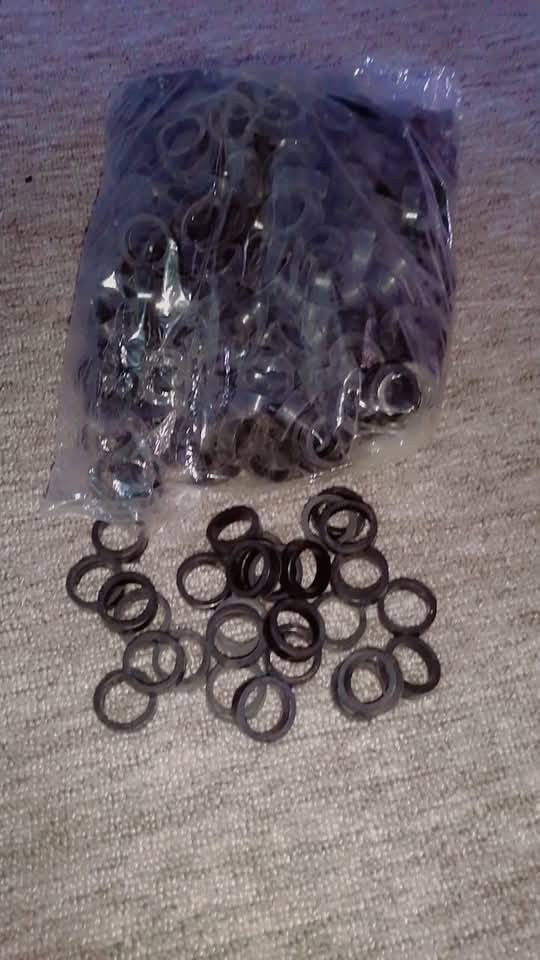 واشر علوي نوعية اصلية سعر الالف واشر ب22 الف للحجز الاتصال بالرقم او وتساب *********** يوجد توصيل لكل المحافظات ب5الاف فقط
