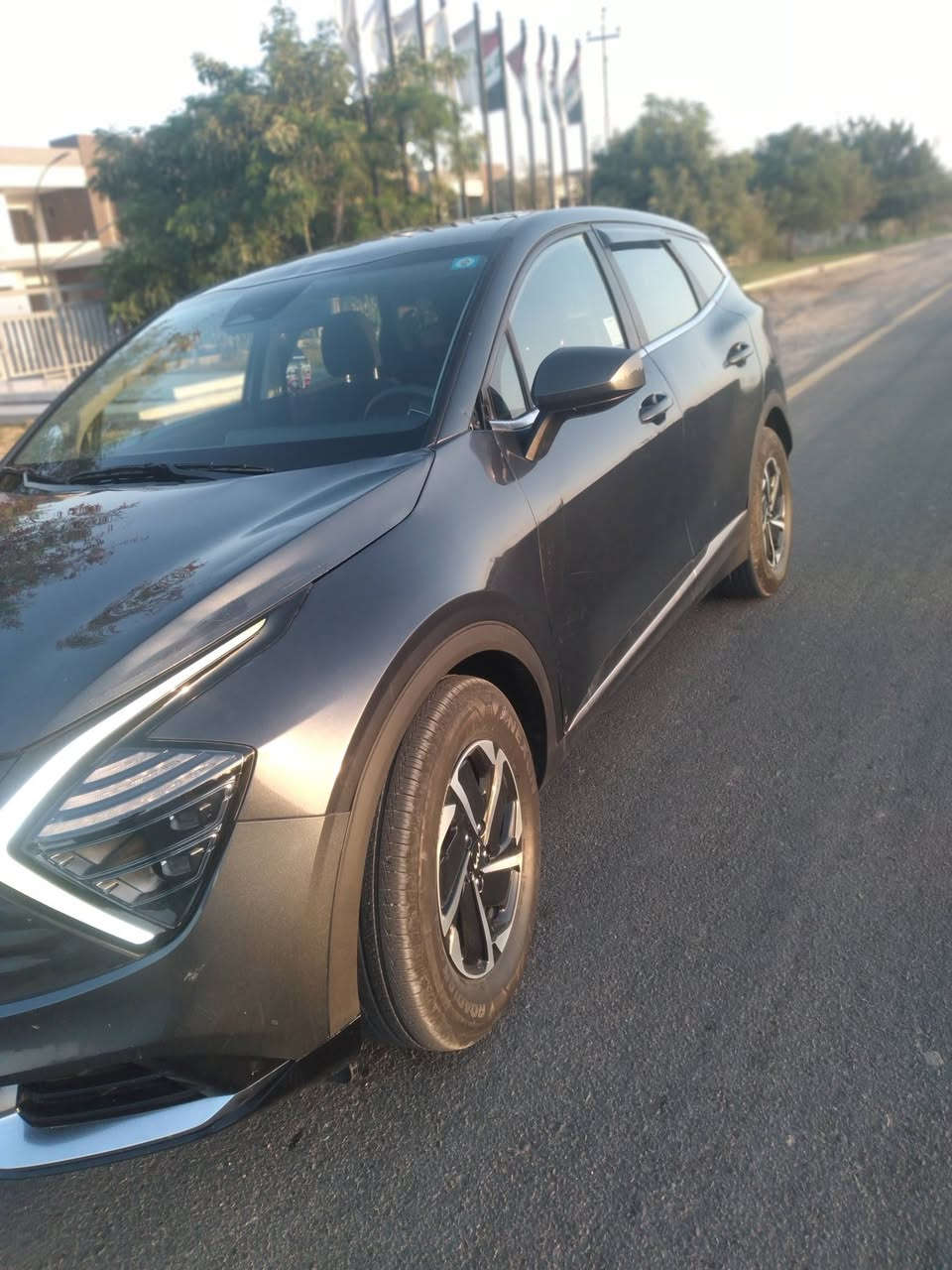 سبورتج24 هايبرد ماشيه ١٢٠٠٠ حادثه جاملق وباب السايق نفس الون سعر ١٧٥$ بغداد ***********
