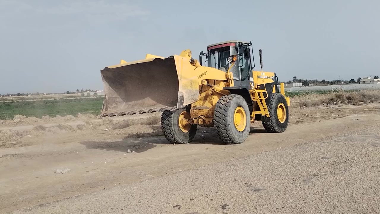 سلام عليكم من رخصت مدير الكروب شفل البيع موديل 2001 رقم ربيل تحويل مباشر نوعيت شفل فور كاوه دفع رفع جاهز من كلشي مكان بابل جبله وسعر بلاش ١٧٥ نتصل ودلل ***********
